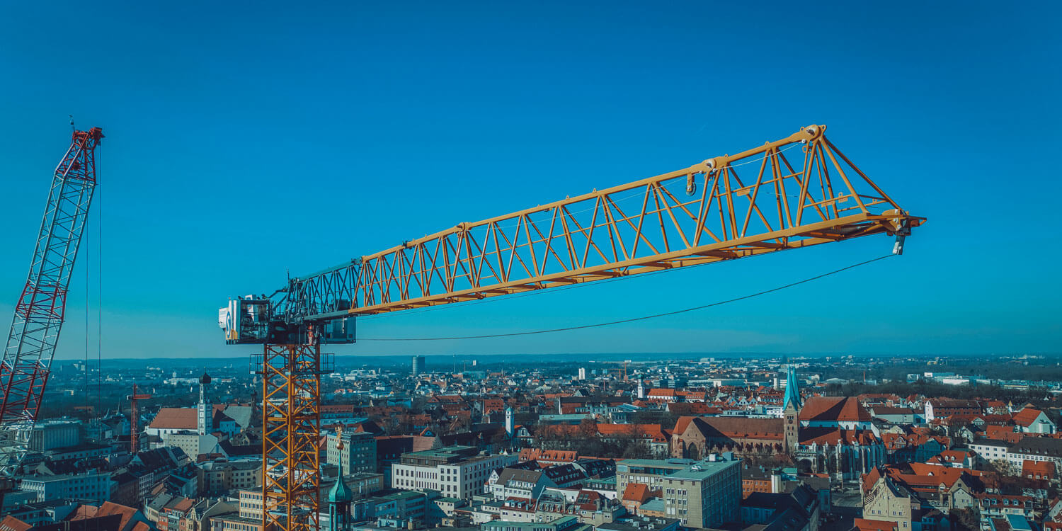 Kran über München mit Seil